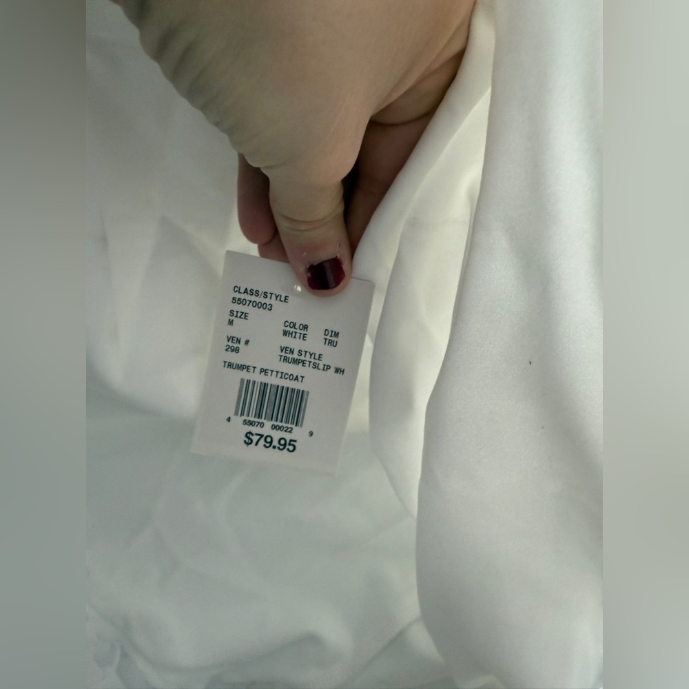 NWT DAVID'S BRIDAL Trumpet Slip - Picture 7 of 10